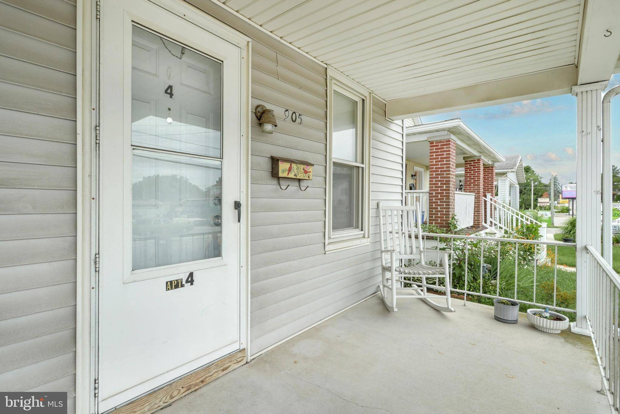 Hanover, PA 17331,905 YORK ST