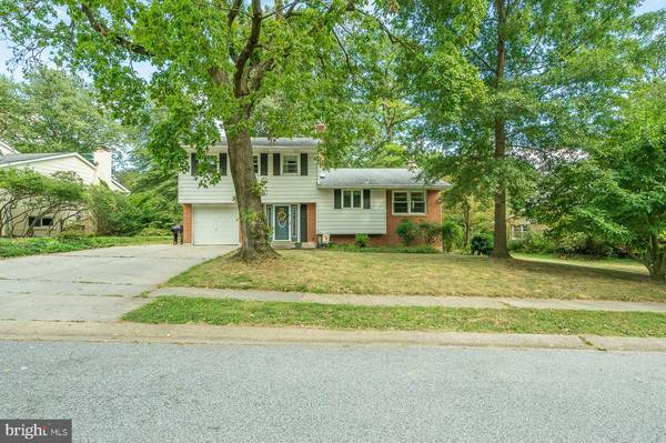 7 RADCLIFFE DR, Newark, DE 19711