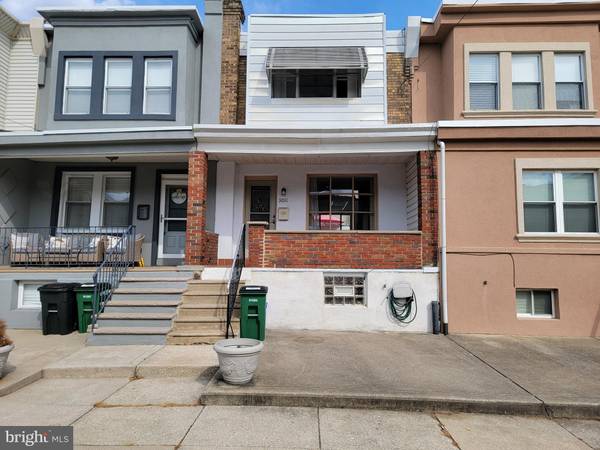 3011 S 15TH ST, Philadelphia, PA 19145