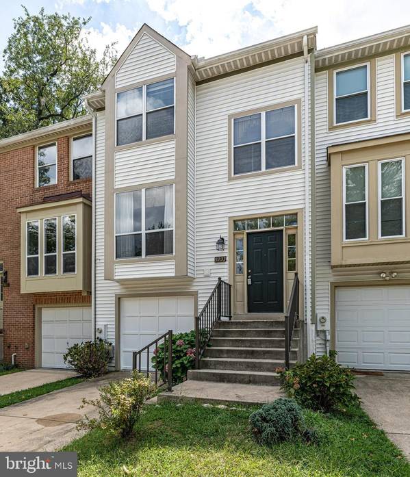 8233 TALL TREES CT, Ellicott City, MD 21043