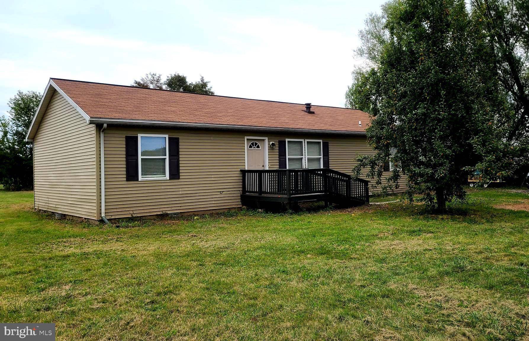 48 RAMBLER RD, Thomasville, PA 17364