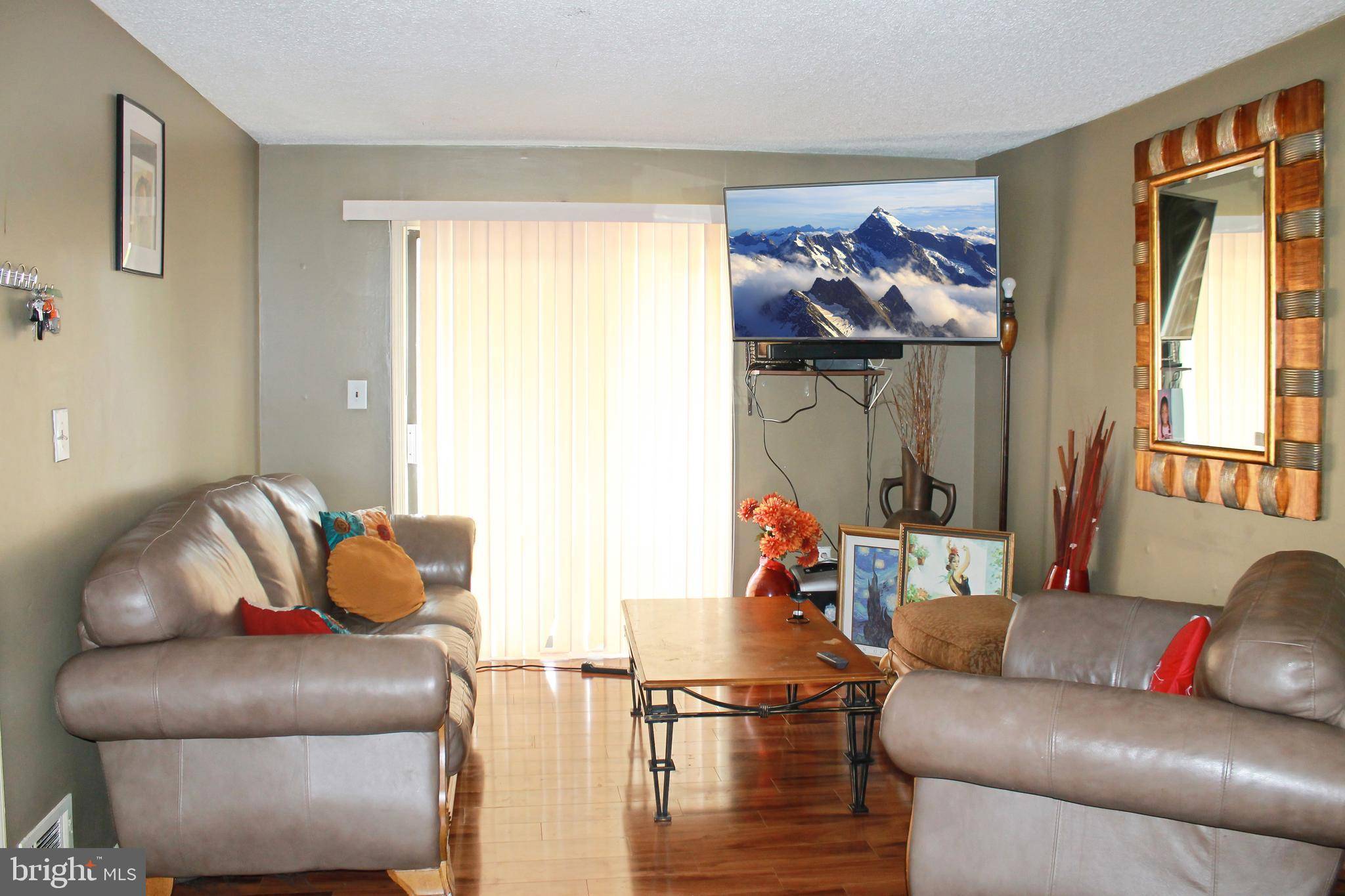 Lawrence Township, NJ 08648,26 POILLON