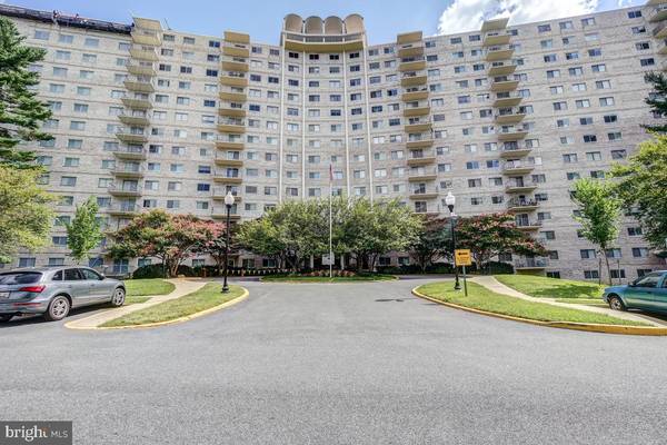 1121 W UNIVERSITY BLVD W #302-B, Silver Spring, MD 20902