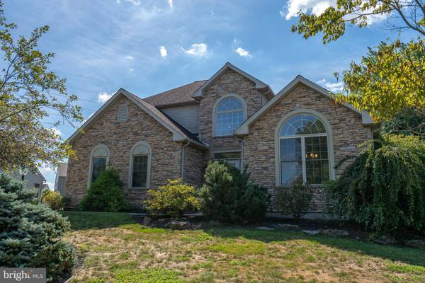 5305 PRINCETON RD, Macungie, PA 18062