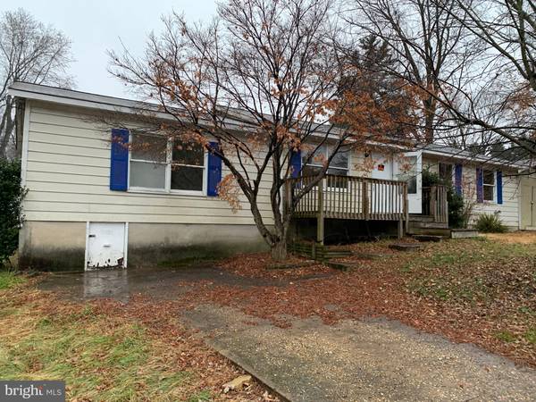 1402 ELIZABETH DR, Fredericksburg, VA 22405