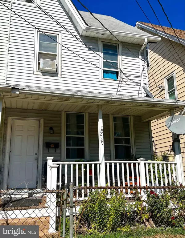 229 TAYLOR ST, Riverside, NJ 08075