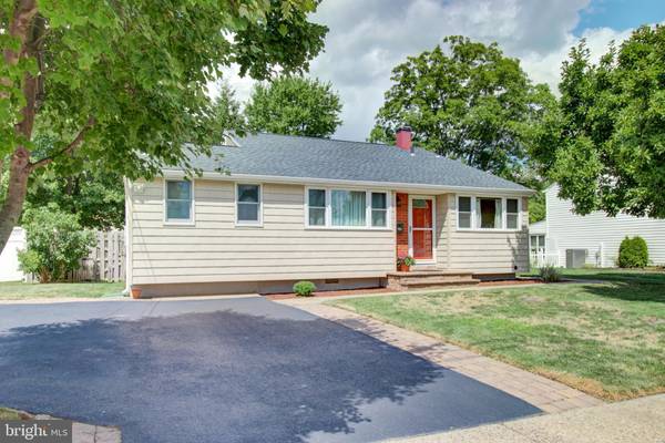 30 DOVER RD, Hamilton, NJ 08620