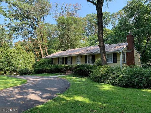 90 WOODSIDE LN, Princeton, NJ 08540