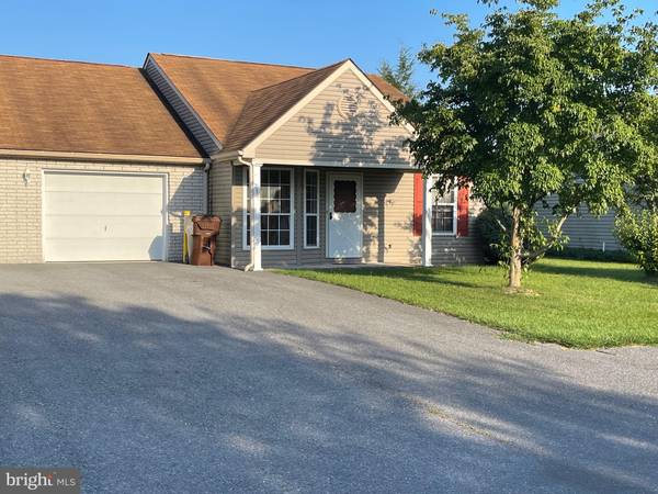 236 LEEDY WAY WEST W, Chambersburg, PA 17202