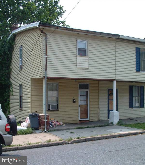 332 S 4TH ST, Steelton, PA 17113