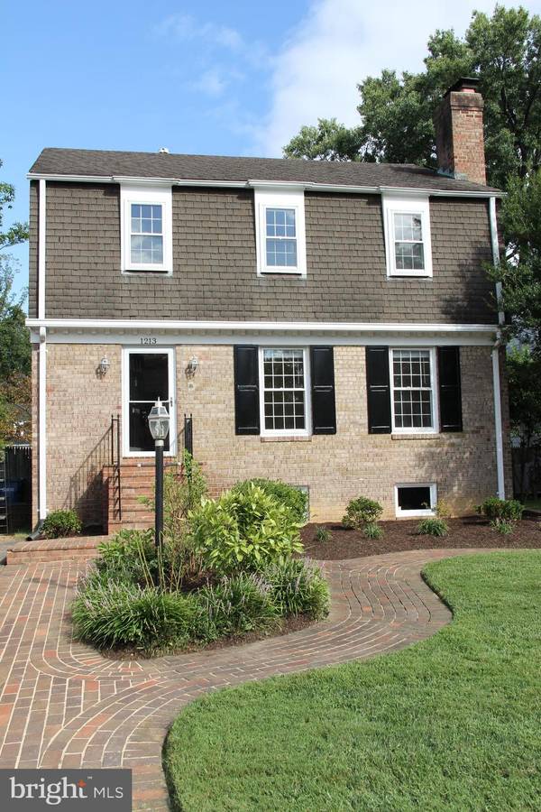 1213 COLONIAL RD, Mclean, VA 22101