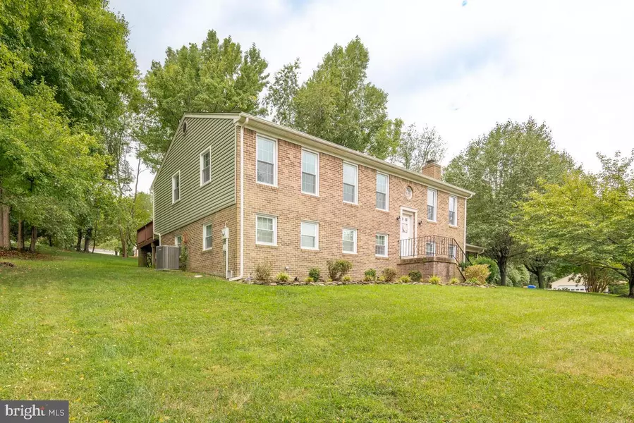 2580 LAUREL BRANCH DR, Waldorf, MD 20603