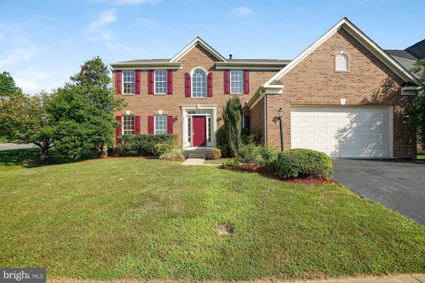 2036 PYXIE WAY, Lake Ridge, VA 22192