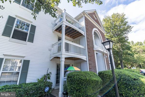 5707 OLDE MILL CT #114, Alexandria, VA 22309