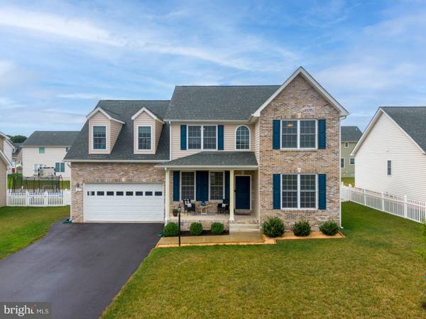 61 AZERA DR, Inwood, WV 25428