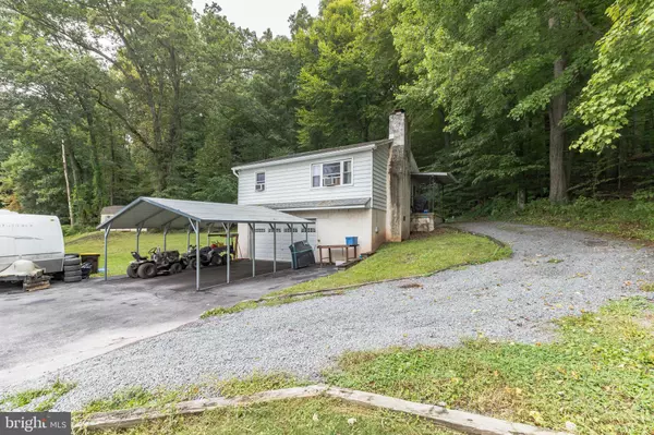 Elverson, PA 19520,2465 HARMONYVILLE RD