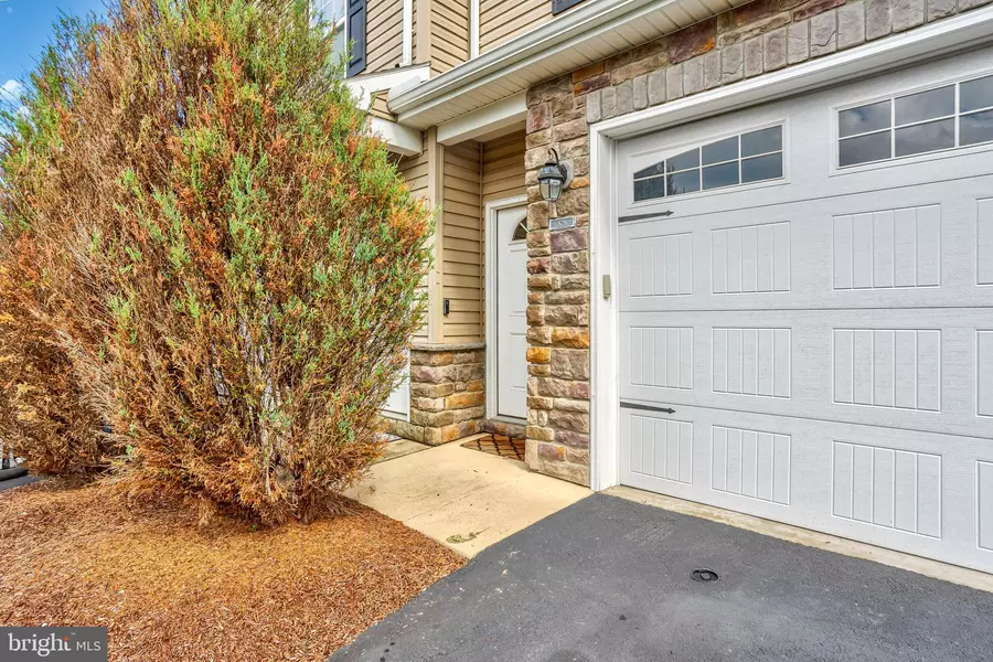 826 SPRING ROCK CT, Mechanicsburg, PA 17055