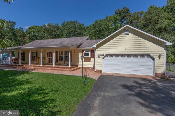 5218 CEDAR RIDGE DR, Fredericksburg, VA 22407