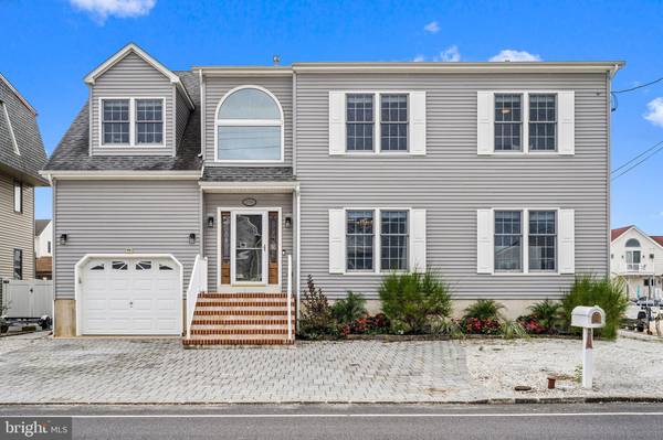 296 MORRIS BLVD, Manahawkin, NJ 08050