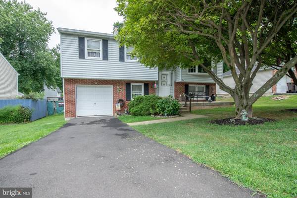 Feasterville Trevose, PA 19053,4901 DARA FAITH DR