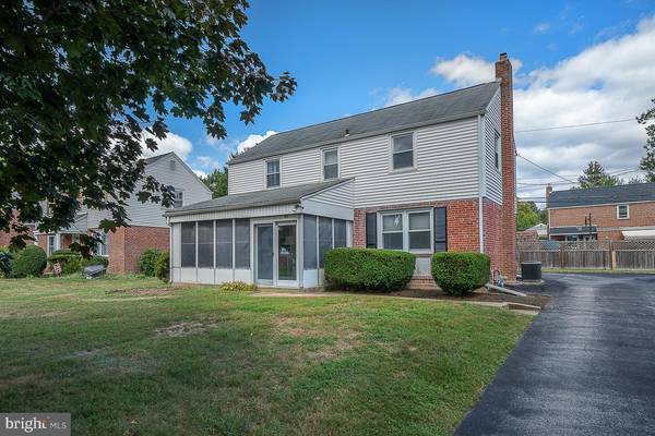 301 BRENTWOOD RD, Havertown, PA 19083