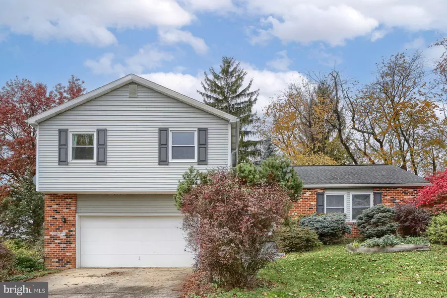 827 RIDGEWOOD DR RIDGEWOOD DR, Mechanicsburg, PA 17050