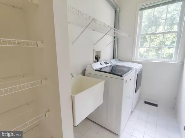 Laurel, MD 20723,8610 WOODS END DR