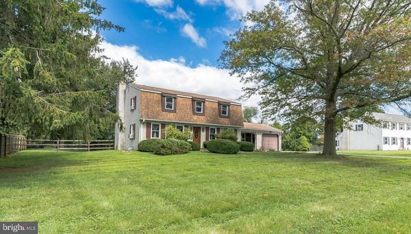 47 VILLAGE DR, Cochranville, PA 19330