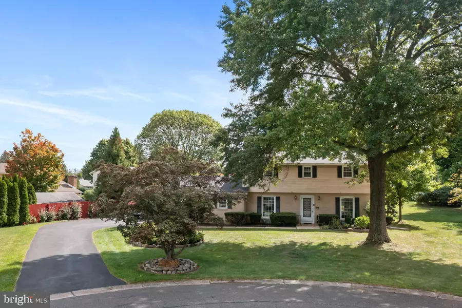 4234 WINDSOR PL, Center Valley, PA 18034