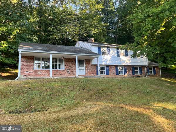 36 COTTONWOOD DR, Glen Mills, PA 19342