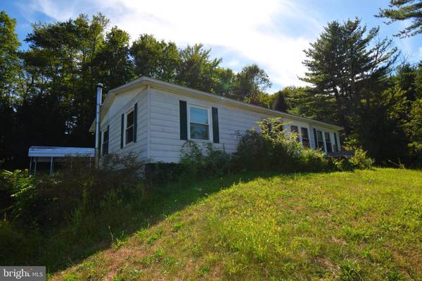 767 UPPER NIS HOLLOW DR, Lehighton, PA 18235