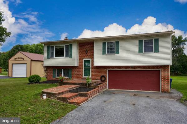 Mohnton, PA 19540,129 MEADOWLARK LN