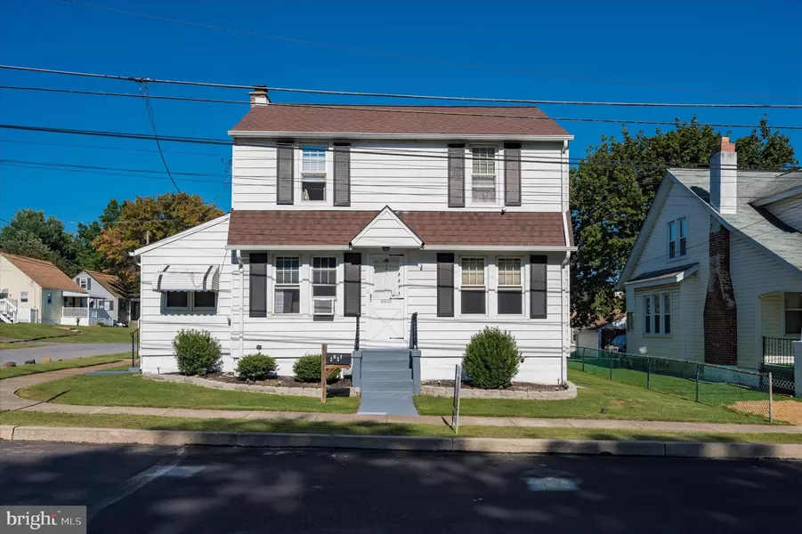 2631 JOHNSON RD, Marcus Hook, PA 19061