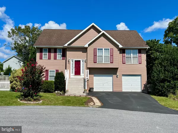 Martinsburg, WV 25401,29 CLEMATIS CT