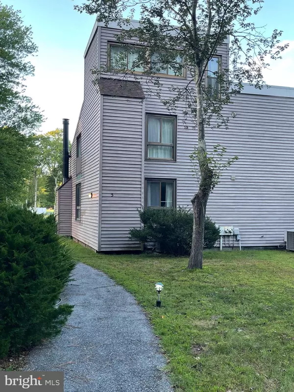 Ocean Pines, MD 21811,438 OCEAN PKWY #5/AE