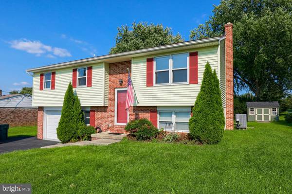 347 PLEASANT VIEW AVE, Willow Street, PA 17584