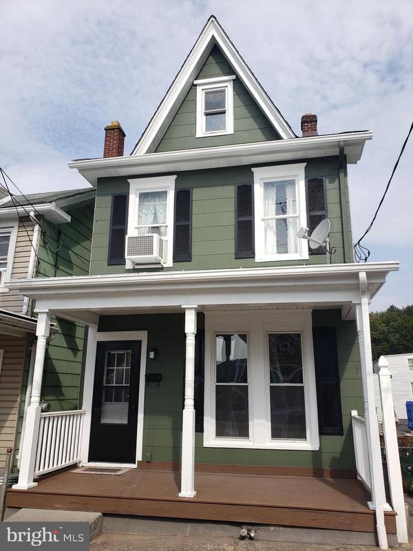 351 E UNION ST, Tamaqua, PA 18252