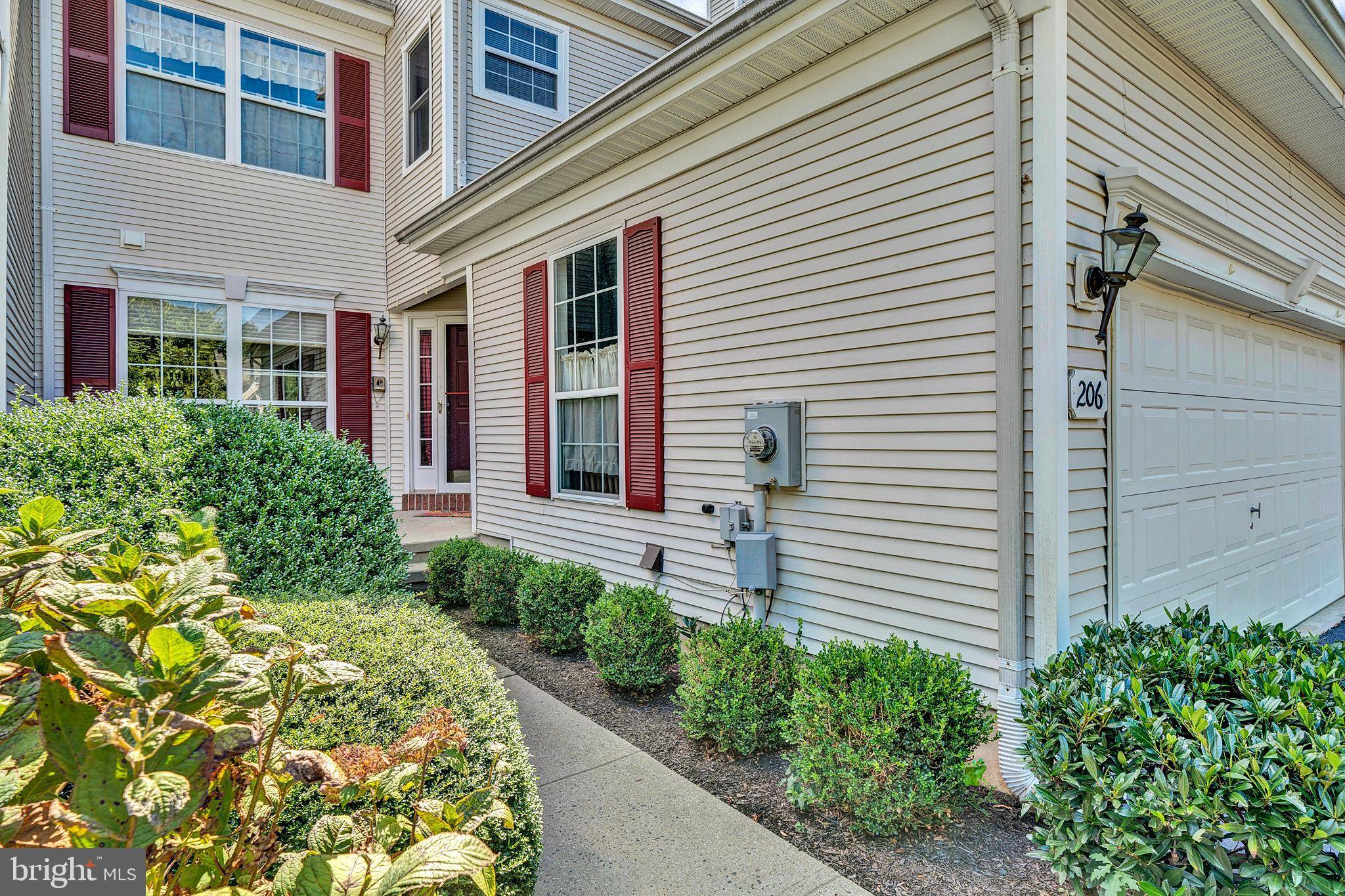 Pennington, NJ 08534,206 COLT ST