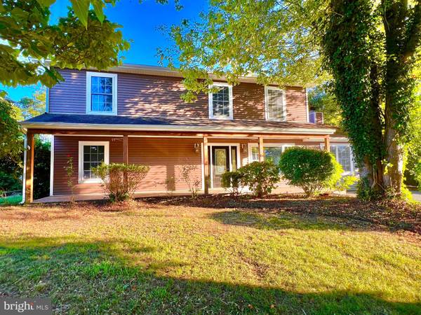 141 LEEWARD RD, Manahawkin, NJ 08050