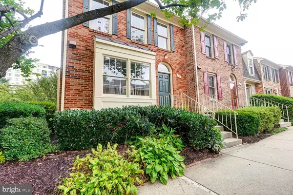 North Bethesda, MD 20852,2 GROVE RIDGE CT #94
