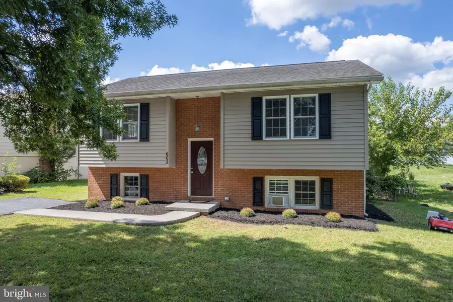 605 DUNLAP ST, Winchester, VA 22601