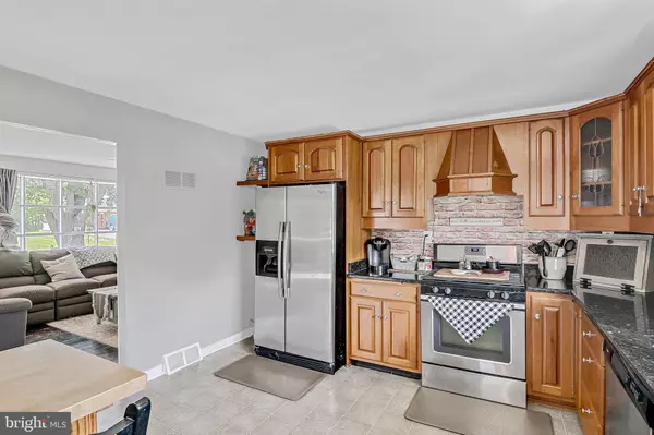 Dover, PA 17315,2707 ANITA DR