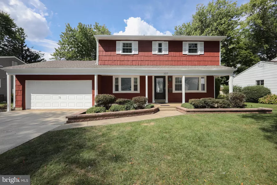 307 IRIS RD, Cherry Hill, NJ 08003