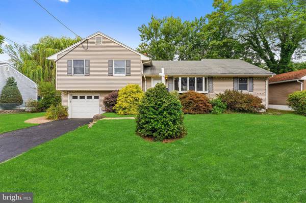 742 CEDAR CREST DR, Bound Brook, NJ 08805