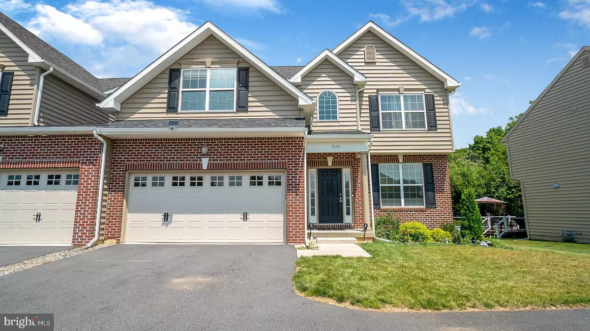 Breinigsville, PA 18031,1099 SWALLOW TAIL LN