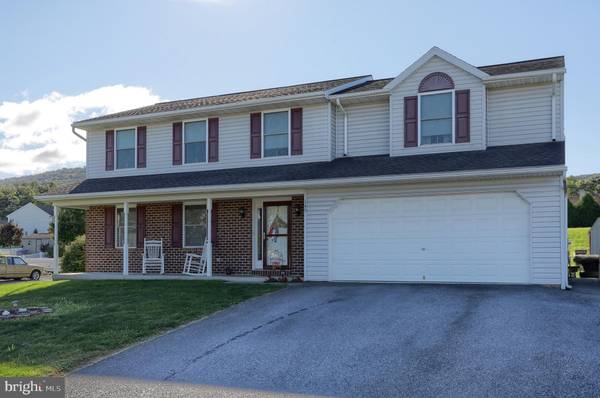 145 SWEETWATER LN, Newmanstown, PA 17073