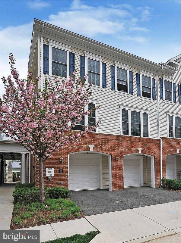 7120 MASON GROVE CT #33, Alexandria, VA 22306