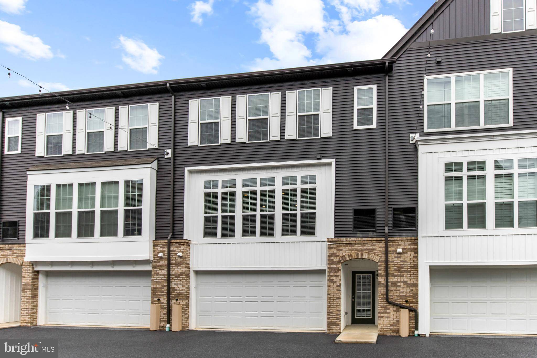 704 MAYER PL, Lancaster, PA 17601