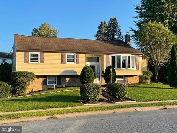 1741 YORK RD, Wyomissing, PA 19610