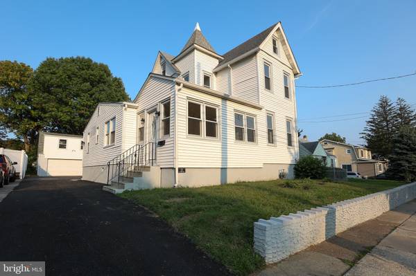 17 E COOKE AVE, Glenolden, PA 19036